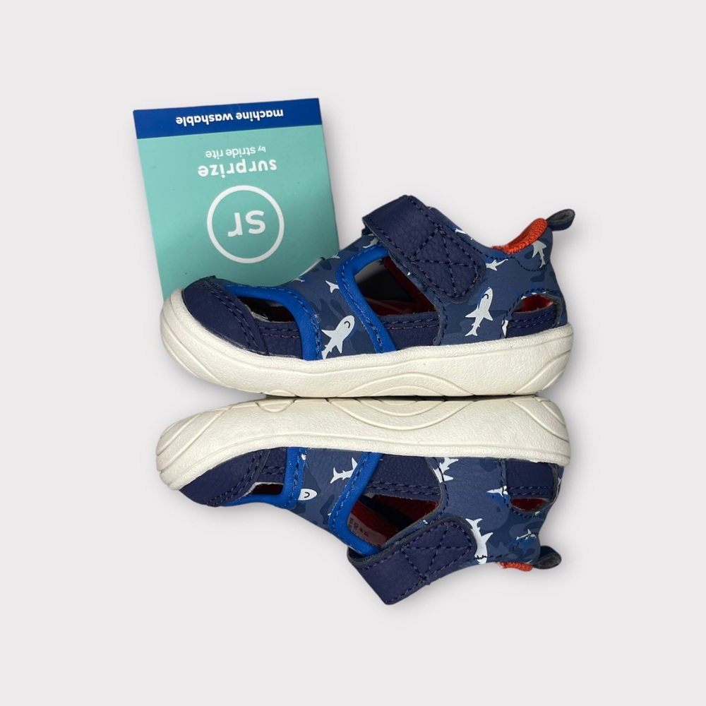 Surprize By Stride Rite Shark Pattern Flow Sandals - Picture 2 of 4